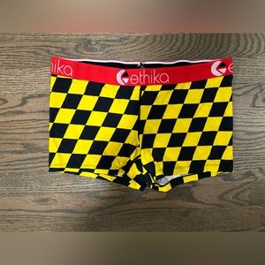 ETHIKA WOMENS L/XL Staple shorts